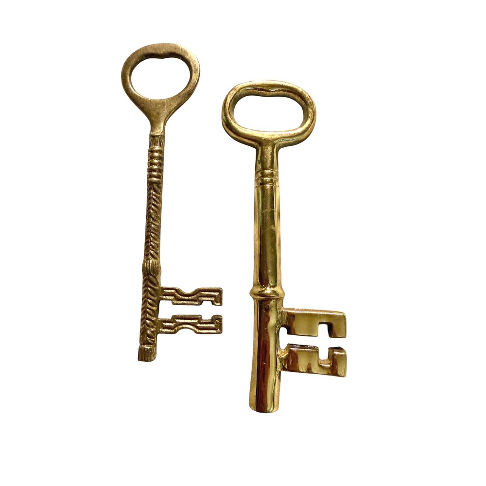 Vintage Solid Brass Skeleton Keys Decorative Oversized Ornate Set of 2 Gold Tone